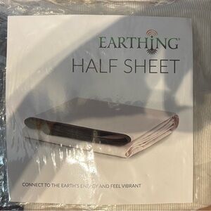 Earth Half Sheet - Cream